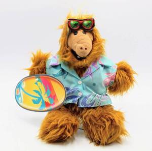 lot 2450 image: 1988 ALF SURFER 12 T HAND PUPPET with TAG ATTACHED - BURGER KING