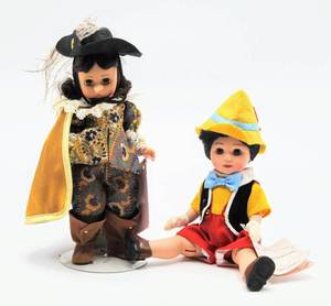 lot 2473 image: Lot of 2 MADAME ALEXANDER Dolls - CYRANO #140505 and PINNOCHIO #38360