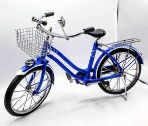 lot 2508 image: AMERICAN GIRL Mollys Bike Bicycle BLUE CRUISER, IN GOOD USED CONDITION.