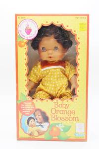 lot 2512 image: 1983 KENNER Vintage STRAWBERRY SHORTCAKE Baby ORANGE BLOSSOM Blow Kiss Doll NRFB