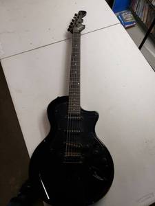 lot 4832 image: Elezan Electric Guitar