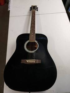 lot 4835 image: Rogue RA-110D Dreadnought Acoustic Guitar