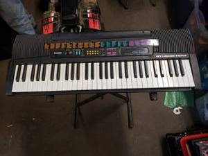 lot 4855 image: Casio CTK-520L Keyboard