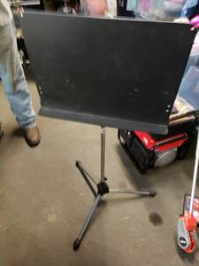 lot 4864 image: Sheet Music Stand