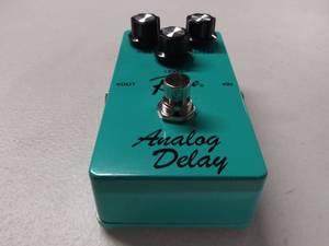 lot 5852 image: Rogue Analog Delay Guitar Effects Pedal