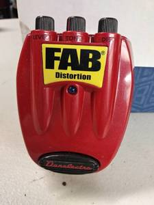 lot 5853 image: Danelectro D-1 Fab Distortion