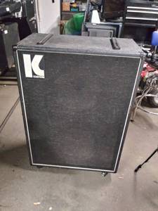 lot 5882 image: Kustom 2-15B Bass Cab