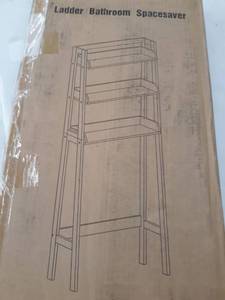 lot 8869 image: Utex Ladder Bathroom spacesaver white