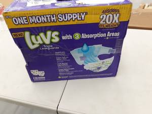 lot 8917 image: Luvs Disposable Diapers Ginormous Pack - Size 2