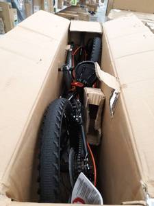 lot 8938 image: Huffy Mountain Bike