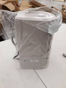 lot 8958 image: Oreck Air Purifier