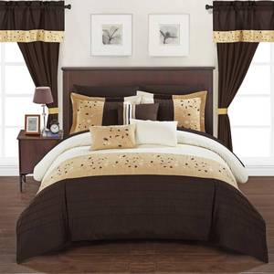 lot 9006 image: Chic Home Sonita 20-Pc Queen Comforter Set Bedding