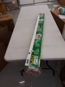 lot 9017 image: SUNCO 12 PACK FLAT SHOP LIGHT UTILITY LED 4ft long 40W (300W) 4500 LUMEN 5000K (DAYLIGHT)
