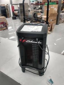 lot 9133 image: Schumacher Max performance extreme heavy duty built4charging HD car battery charger