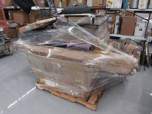 lot 9469 image: Misc. Pallet of Items