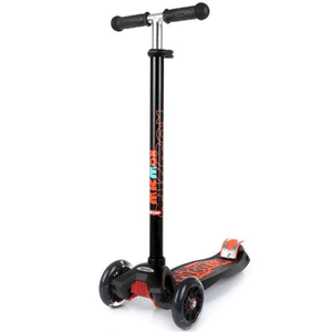 lot 811 image: MicMax 3 wheel Scooter