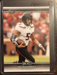 lot 1072 image: 2017 Leaf Draft Patrick Mahomes II Football Rookie Card