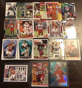 lot 1093 image: Lot of 21 Kansas City Chiefs Rookie Cards - All Current Chiefs - Patrick Mahomes, Travis Kelce, Tyreek Hill, Damien Williams, Watkins, Mathieu, Chris Jones & More