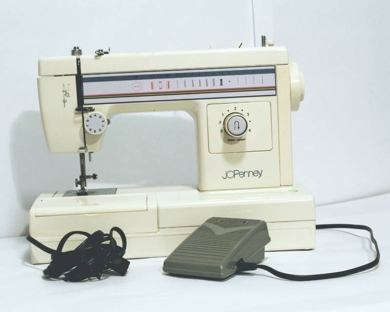lot 2027 image: JCPenny Sewing Machine with Electronic Foot Pedal