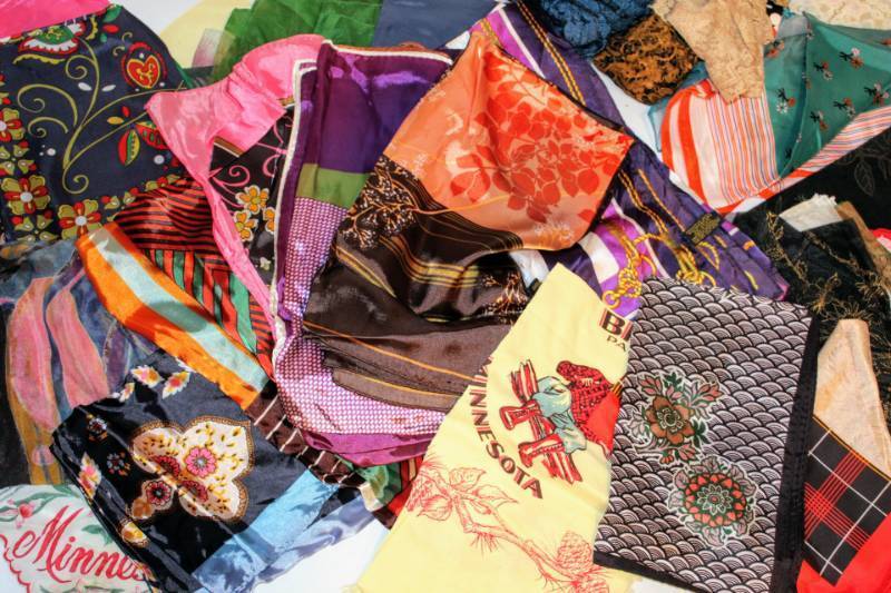lot 2039 image: Large Vintage Lot Full of Silk and Various Scarves - Pashmina Scarf (new in pkg)