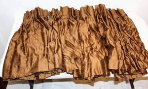 lot 2368 image: Lot of 4 Nice Brown Curtains 27 Long x 43 Wide