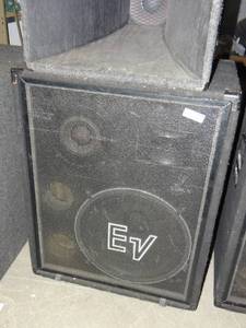 lot 3398 image: Electro-Voice EV S-1803 ER 3way speaker