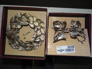 lot 3438 image: Trivet and Napkin Rings