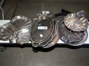 lot 3441 image: Silver plate items
