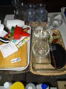 lot 3456 image: Lot of Misc Glassware and Kitchen wares