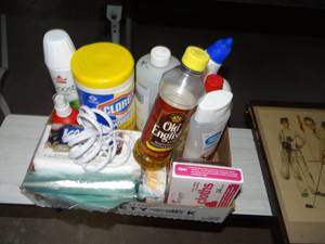 lot 3457 image: Box of Cleaning supplies