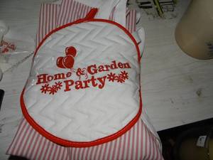 lot 3476 image: Lot of misc house hold items