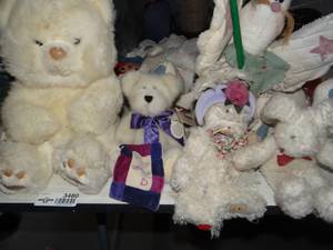 lot 3480 image: Lot Teddy Bears and Dolls
