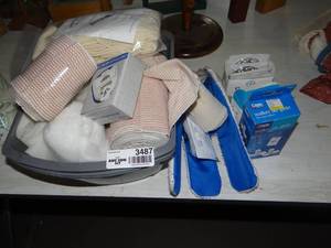 lot 3487 image: Lot of Medical Supplies