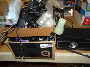 lot 3511 image: Lot of over the ear headsets, Misc Power cords and table lamp
