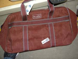 lot 3513 image: Lot of 3 Gym bags