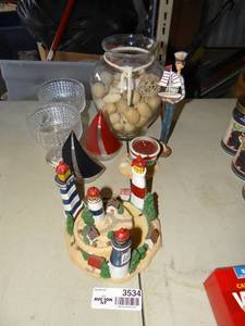 lot 3534 image: nautical themed Decor