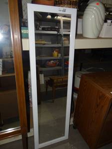 lot 3542 image: Full Body Mirror