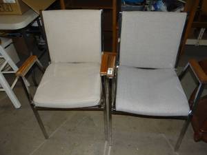 lot 3577 image: Metal and cloth Waiting room Chairs
