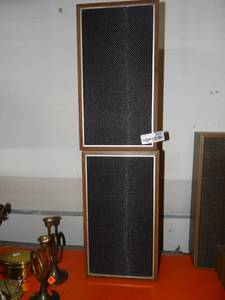 lot 3597 image: a lot of radio system speakers