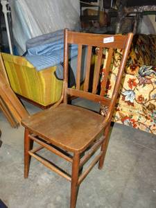 lot 3610 image: a wooden chair