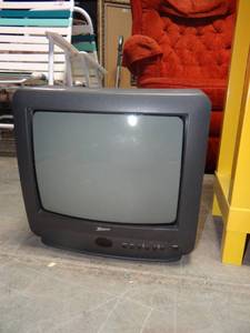 lot 3621 image: a zenith box tv