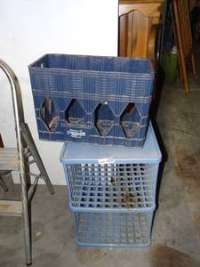 lot 3630 image: assorted plastic crates