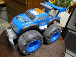 lot 3641 image: kids monster truck toy