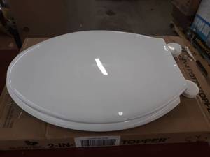 lot 28252 image: Toilet Seat