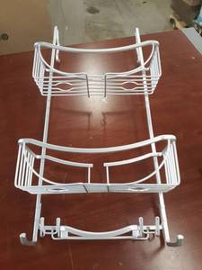 lot 28270 image: Shower Shelf