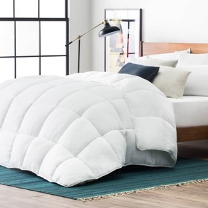 lot 29596 image: LUCID Alternative Comforter-Hypoallergenic-All Season-400 GSM-Ultra Soft and Cozy-8 Duvet Loops-Box Stitched-3 Year Warranty-Machine Washable-Queen-White