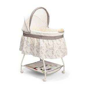 lot 29738 image: Delta Children Products Sweet Beginnings Bassinet, Falling Leaves