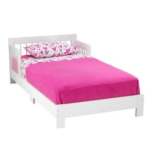 lot 29862 image: KidKraft Toddler Houston Bed, White