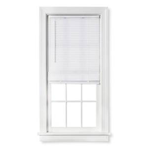 lot 28375 image: Bali Blinds 1 Cordless Vinyl Blind in White, 31x64