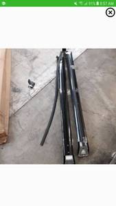lot 28488 image: Roof Racking